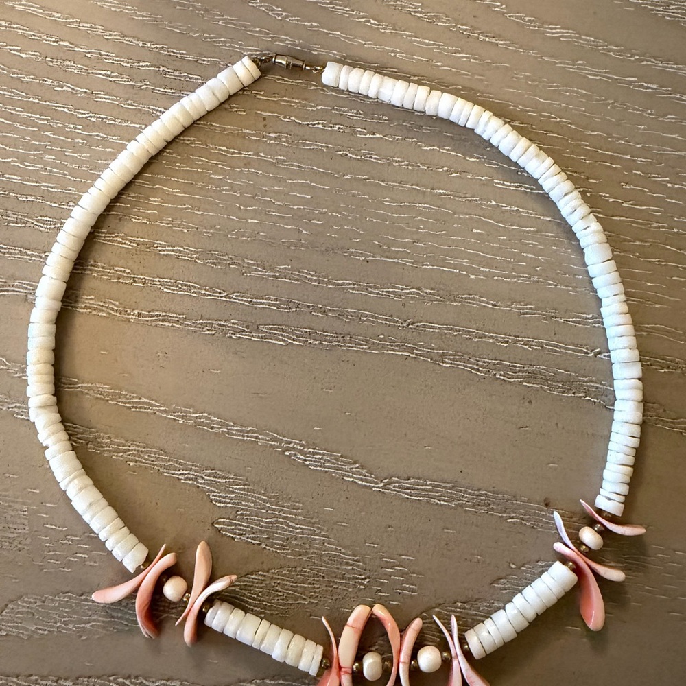 Vintage Pink Shell & White Disk Bead Necklace – Hawaiian Boho Surf Style